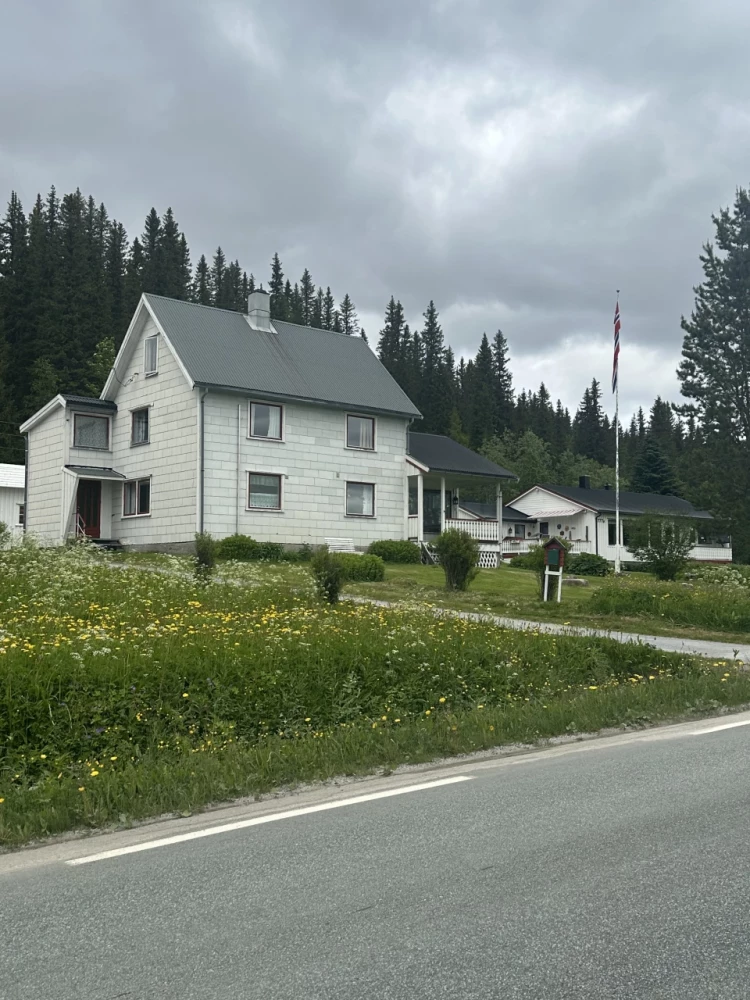 Småbruk/ Fritidseiendom i vakkre omgivelser